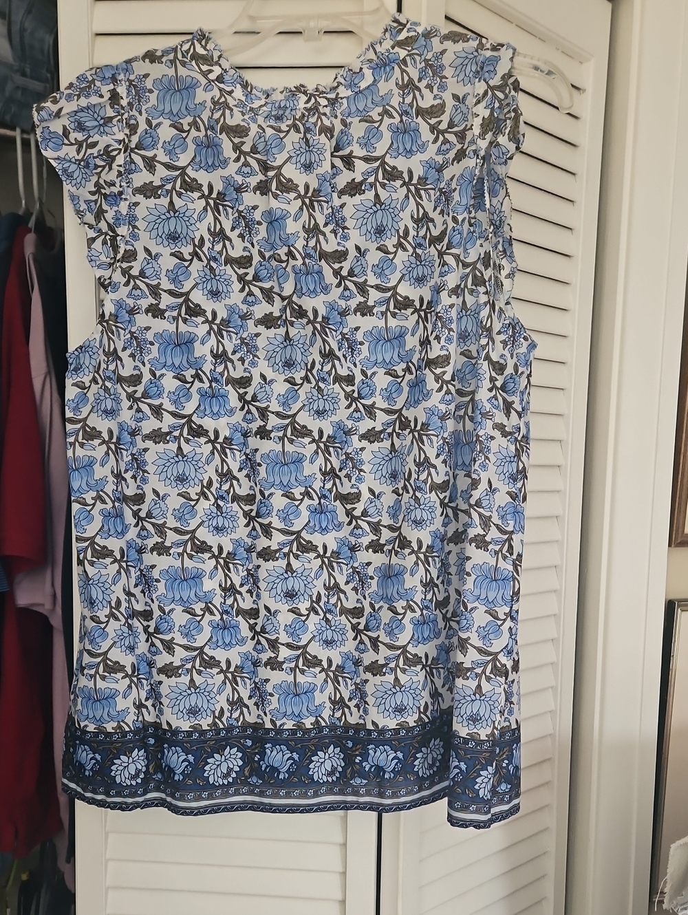 Blues And Greens And Ruffles - Picture 5 of 5